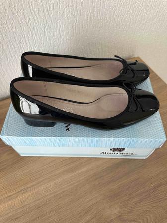 Лакированные туфли