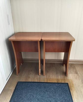 Продам 2 табурета