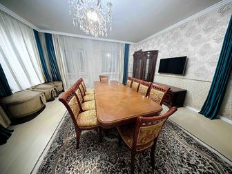 Комплект стол и стулья