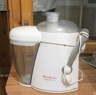 Moulinex оригинал соковыжималка в отличном состоянии со всеми причиндалами