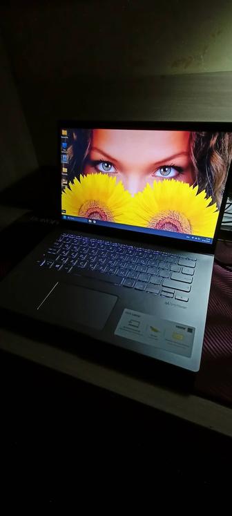 Ультрабук Asus VIVOBOOK