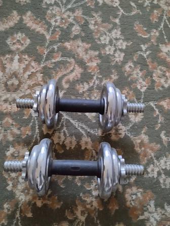 Продам 2 гантели