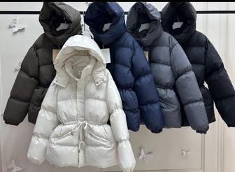 Женская куртка коричневого цвета