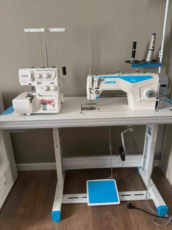 Швейную машинку Jack и оверлок Janome