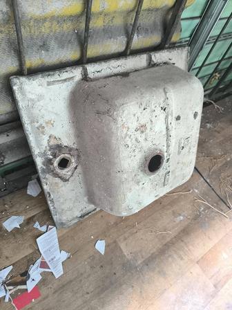 Отдам раковину чугунную
