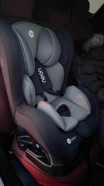 Продам новый автокресло