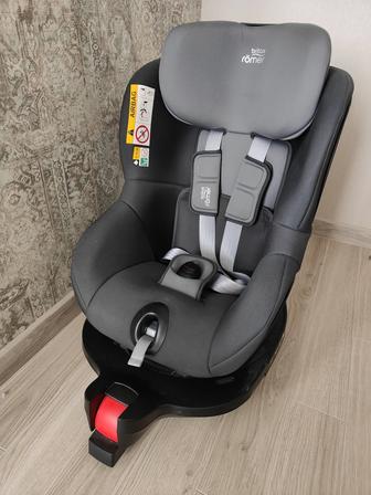 Автокресло Britax Römer dual fix m i-size