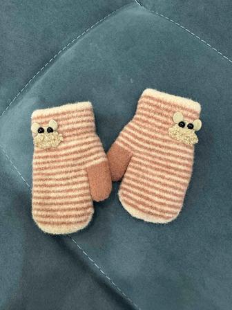 Варежки детские