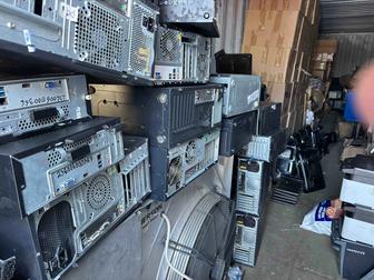 Продам системные блоки с мониторами дешево