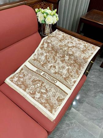 продам сумочки и шарфы