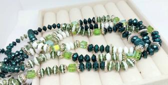 Лот винтажные 3-рядные ожерелье из Америки.