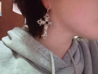 готические серьги (бижутерия)