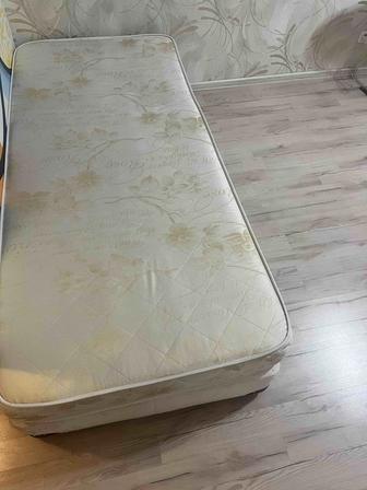 Продам кровать б/у