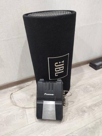 Сабвуфер JBL и усилитель Pioneer