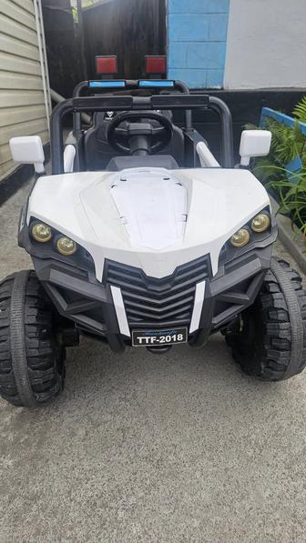 Детский электрокар-внедорожник 4WD
