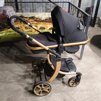 Продам дестскую коляску