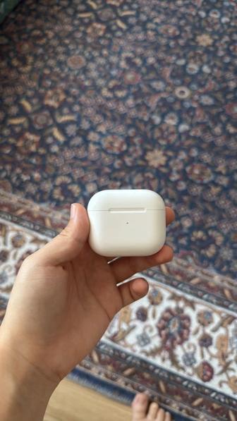 AirPods 3 кейс