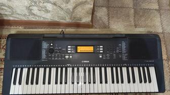 Продам Синтезатор Yamaha