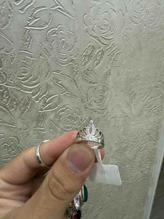 Серебряное кольцо