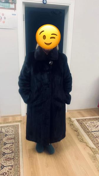 Продам норковую шубу