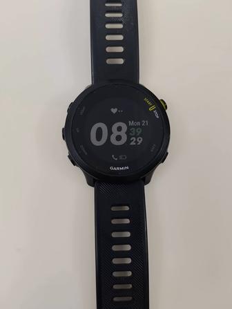 Часы Garmin Forerunner 55 в отличном состоянии!