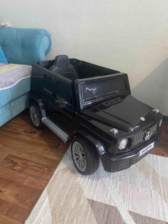 Продам детскую машину