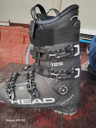 Горнолыжные ботинки