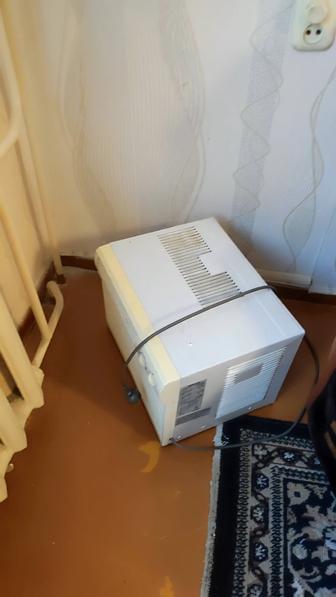 Кондиционер оконный Samsung AW05M0YEB