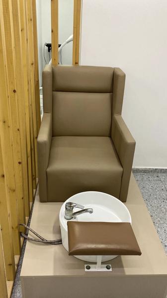 Кресло педикюрное