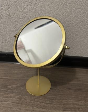 Настольное зеркало б/у