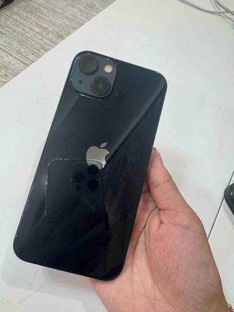 Продам айфон 13