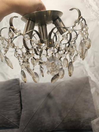Люстра новая