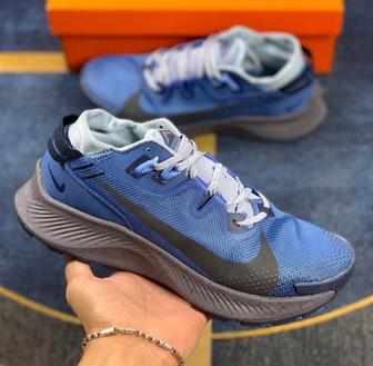 Кроссовки новые беговые