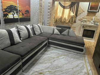 Угловой диван плюс пуф ( 4 м) продается