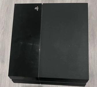 Продаю ps4 полностью в рабочем состоянии