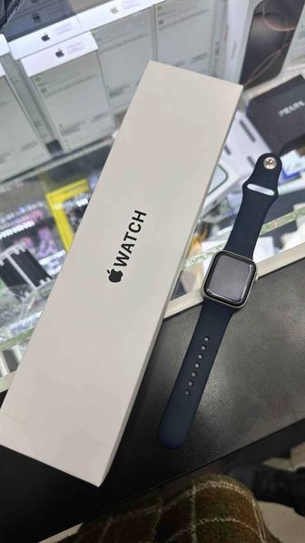 Продаю Apple Watch SE (44 мм)