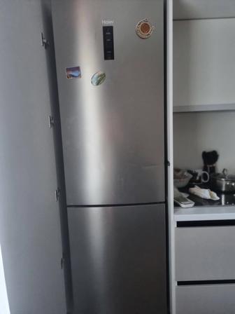 Продам на запчасти холодильник