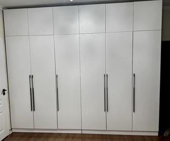 Шкаф Длина 3м 21см высота. 2.70