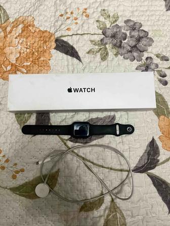 Apple Watch  темносиний цвет