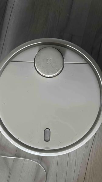 Робот пылесос Mi Robot Vacuum Cleaner