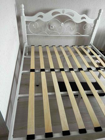 Продается кровать размером 160х200 с ортопедическим матрасом!