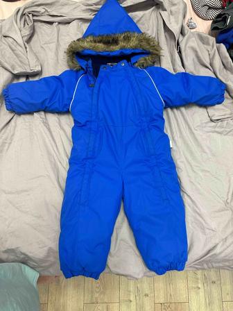 Продам детский комбинезон Huppa