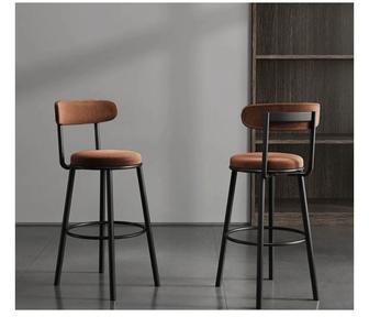 Продам новые барные стулья