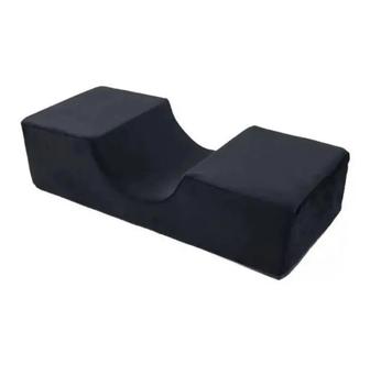 Кушетка и подушка для наращивание