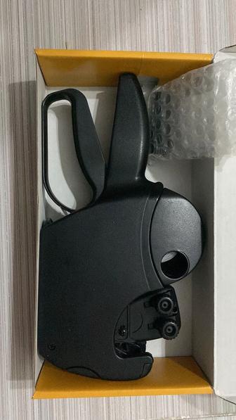 Этикет пистолет фирмы Jolly(Италия)