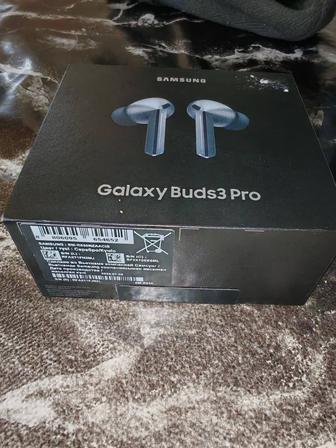 Продам наушники Samsung buds 3 Pro