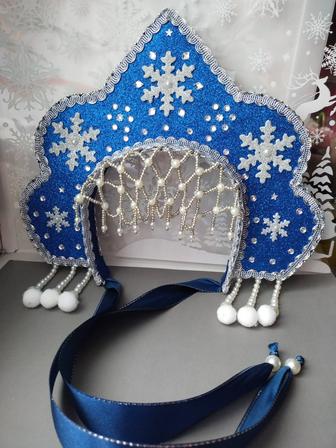 Короны ручная работа.