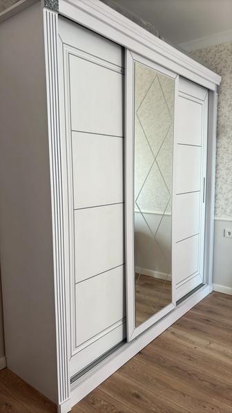 Продается шкаф-купе в спальню