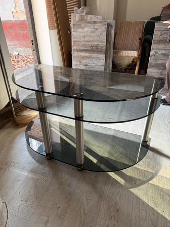 Продам стеклянную Тумбу- столик
