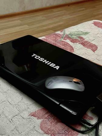 Ноутбук Toshiba